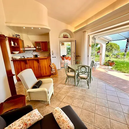 Nyaraló Margherita Con Vista Mare, Wi Fi, Parcheggio E Privata Numana